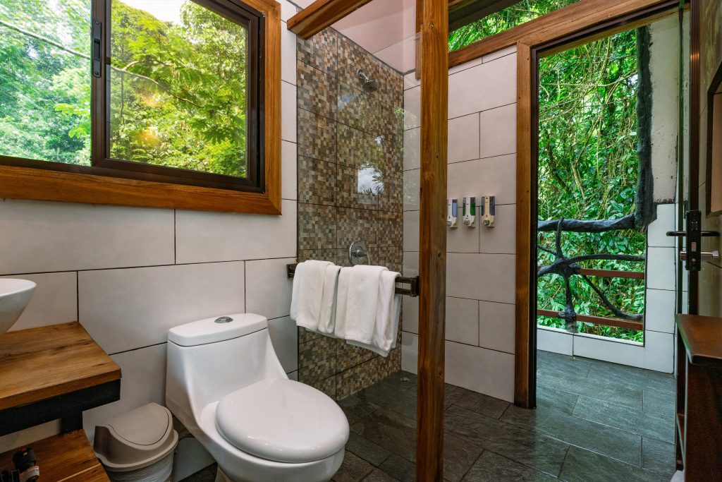 Bathroom - Treehouses hotel Costa Rica - Maquenque Lodge