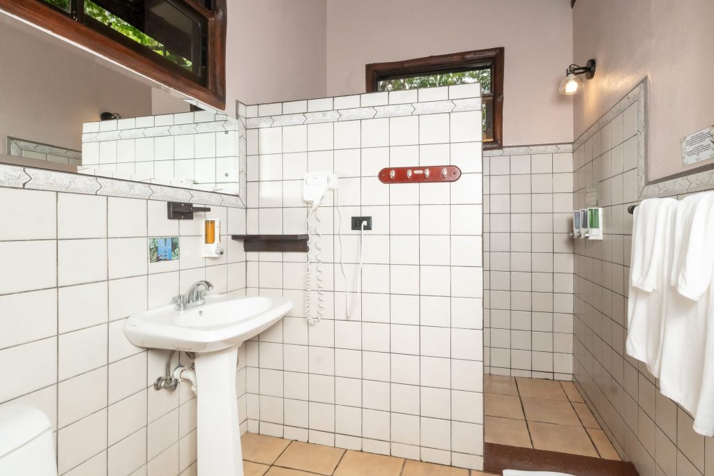 Bathroom in bungalow room -Maquenque Lodge